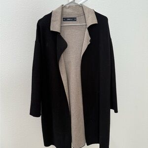 Zara Women's Elegant Black and Beige Cardigan